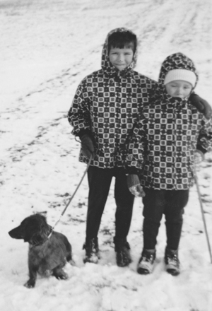 Provinz und dörfliches Idyll. Ich glaube für Kinder ist dies das beste Umfeld zum Gedeihen.